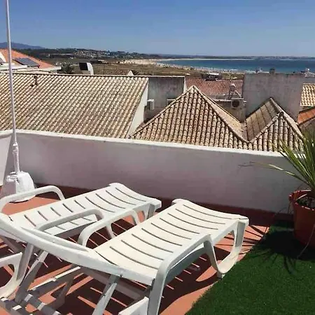 Old Town Upstairs Apartment, Shared Terrace Apartment *